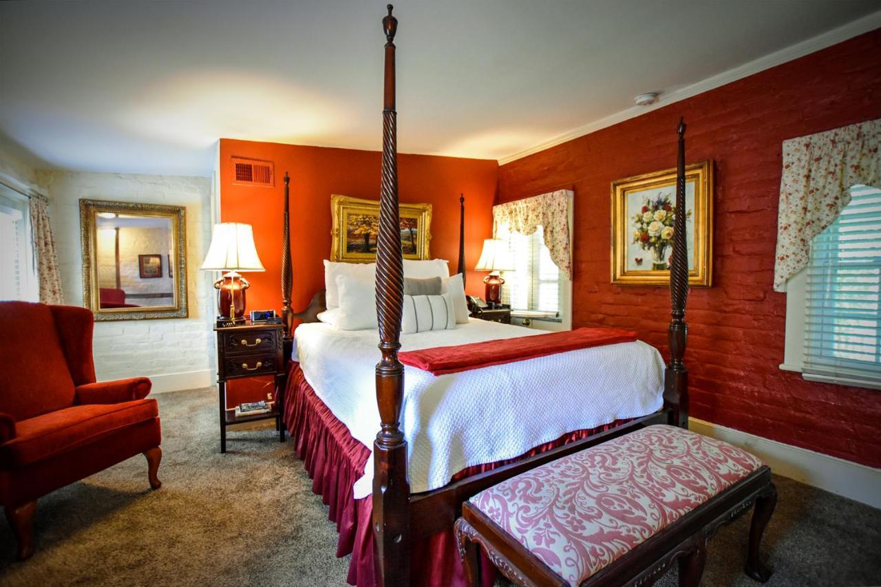 Savannah Bed & Breakfast Inn ภายนอก รูปภาพ