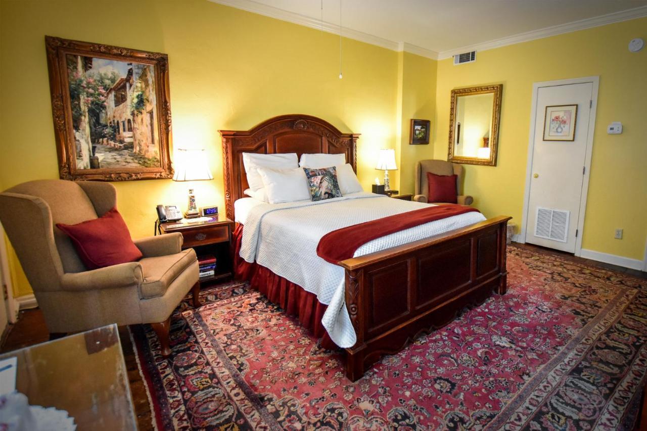 Savannah Bed & Breakfast Inn ภายนอก รูปภาพ