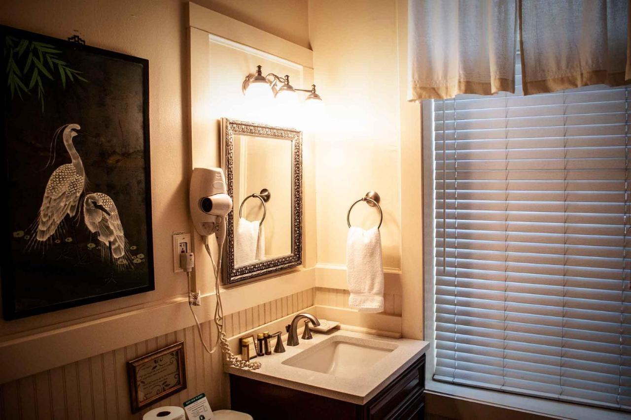 Savannah Bed & Breakfast Inn ภายนอก รูปภาพ