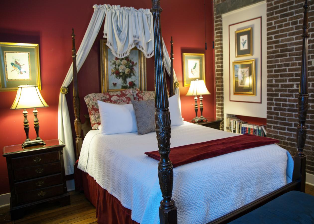 Savannah Bed & Breakfast Inn ภายนอก รูปภาพ